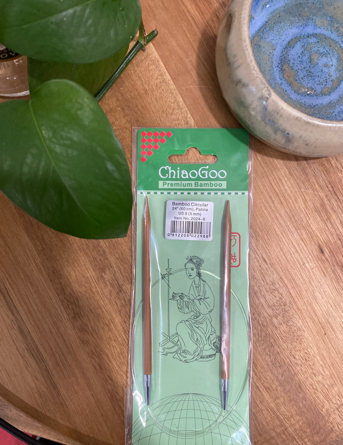 ChiaoGoo - Dark Bamboo - 24" Circular Needles