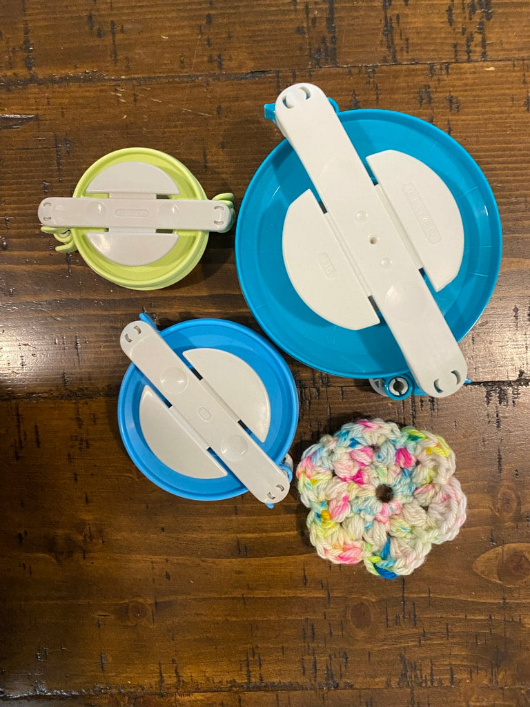 Clover - Pom Pom Maker