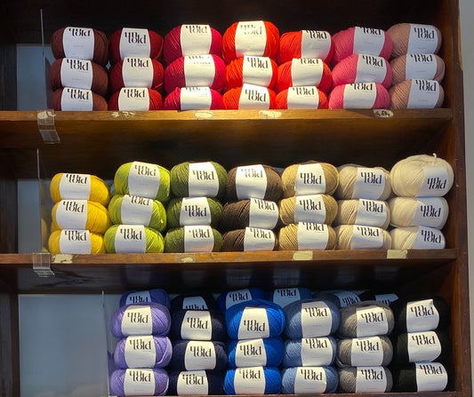 Un-told Supreme Wool Worsted